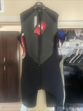 Brand new Quiksilver Black and Red Sleeveless Neoprene Wetsuit Shorts